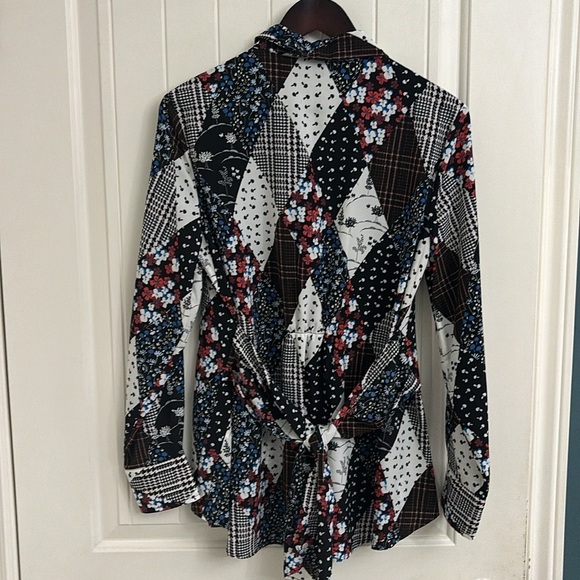 BNWOT Tommy Hilfiger Patchwork Top - Picture 2 of 11
